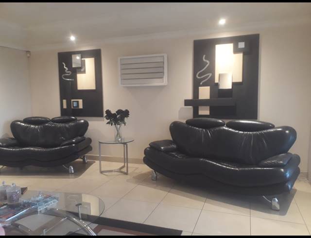 4 BEDROOM HOUSE FOR SALE IN ZINNIAVILLE
